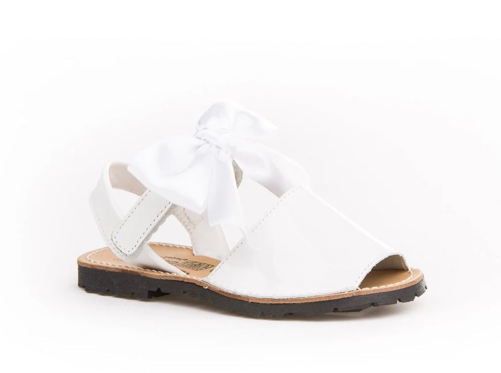 Menorquinas Velcro with bow kids