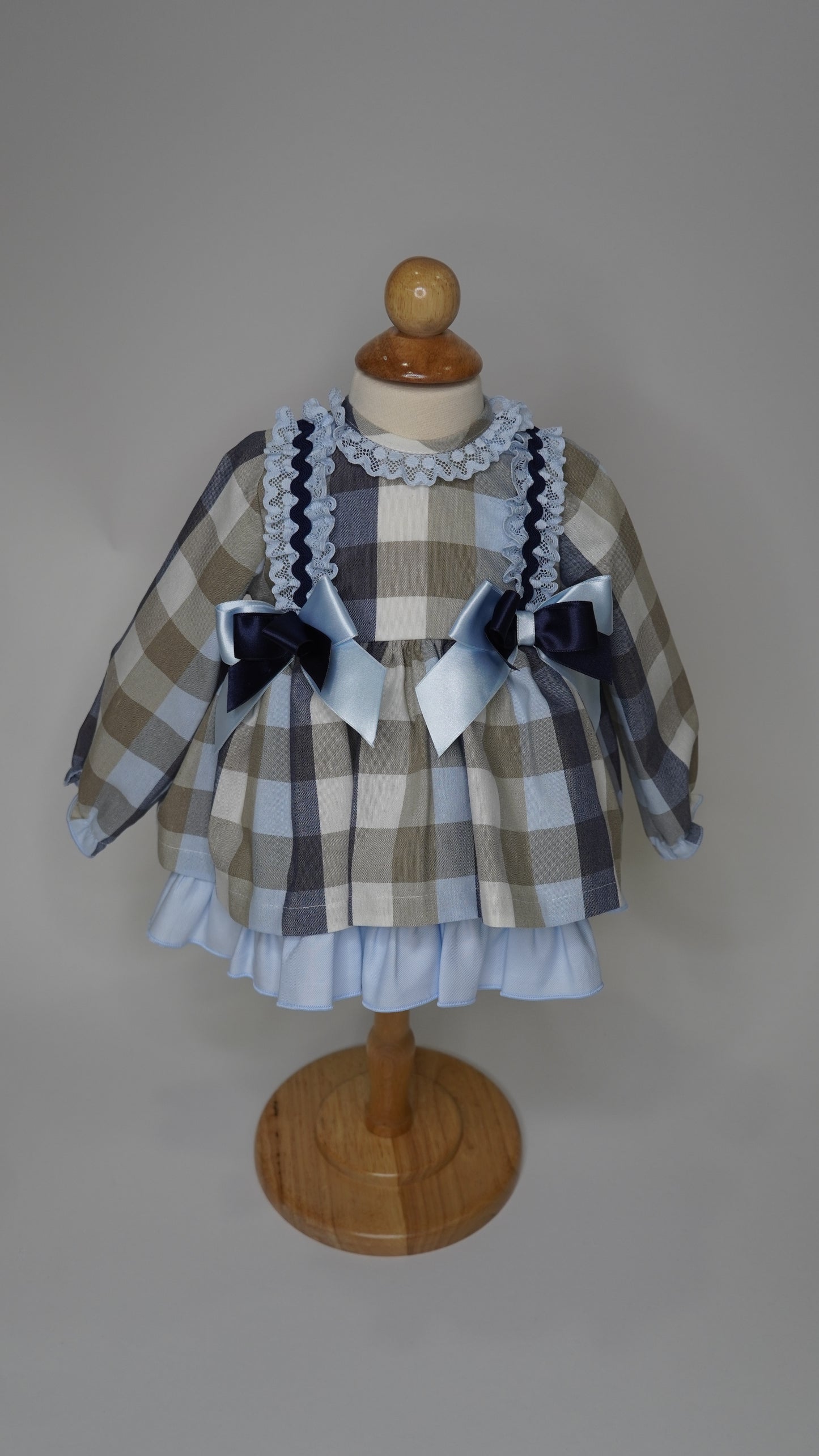 Long Sleeves Sue baby dress