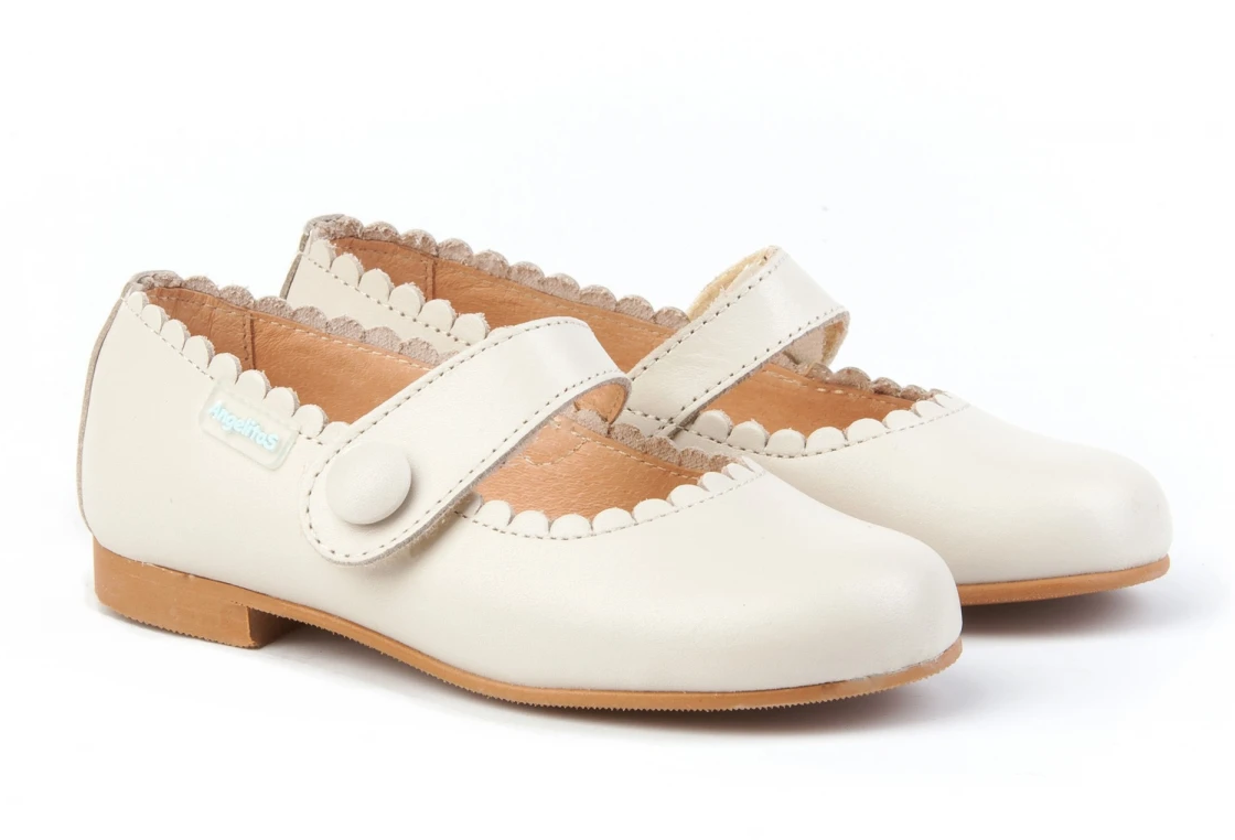 Mary Sue Scalloped Merceditas