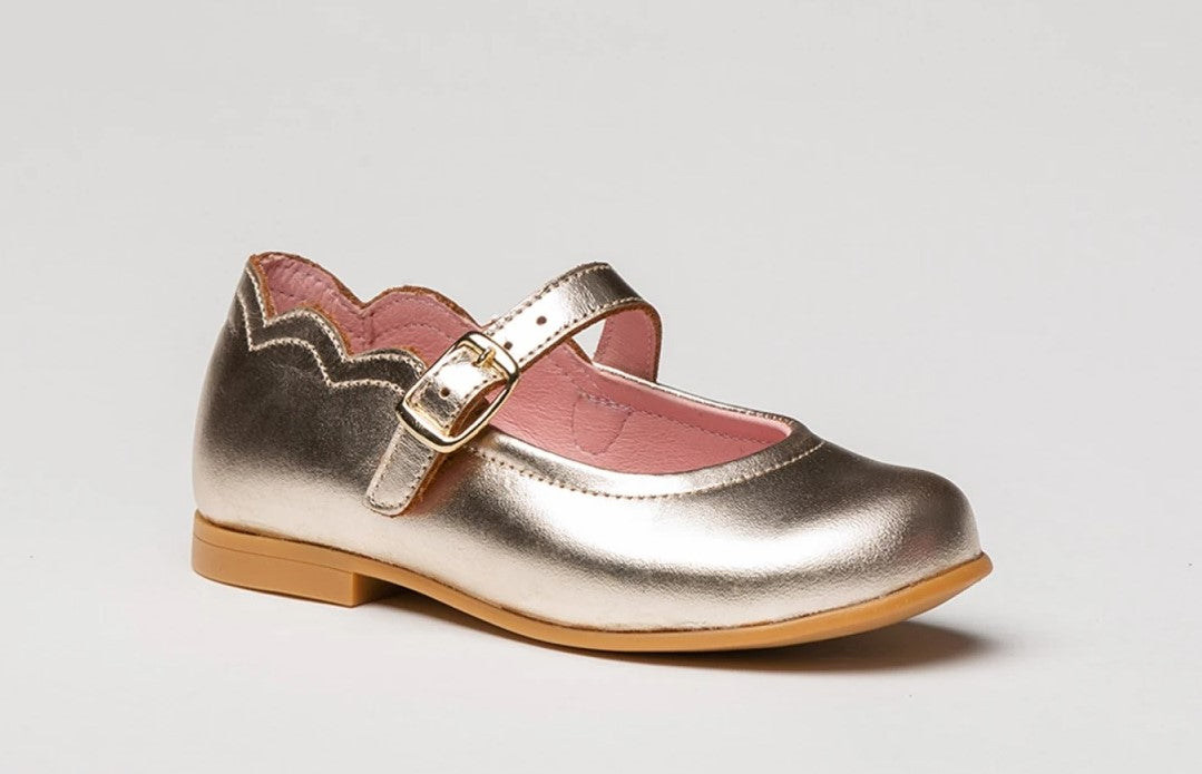 Scalloped Merceditas