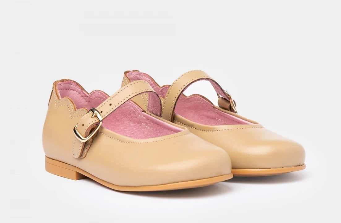 Scalloped Merceditas