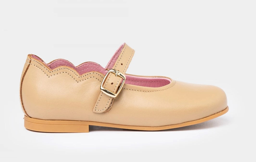 Scalloped Merceditas
